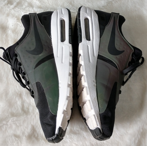 Nike Air Max Zero (Women’s 7.5) Like New! - Picture 3 of 8